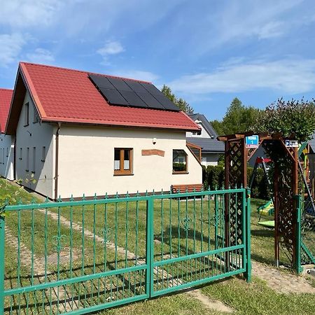Domek W Zaciszu Debina Debina  Exterior foto